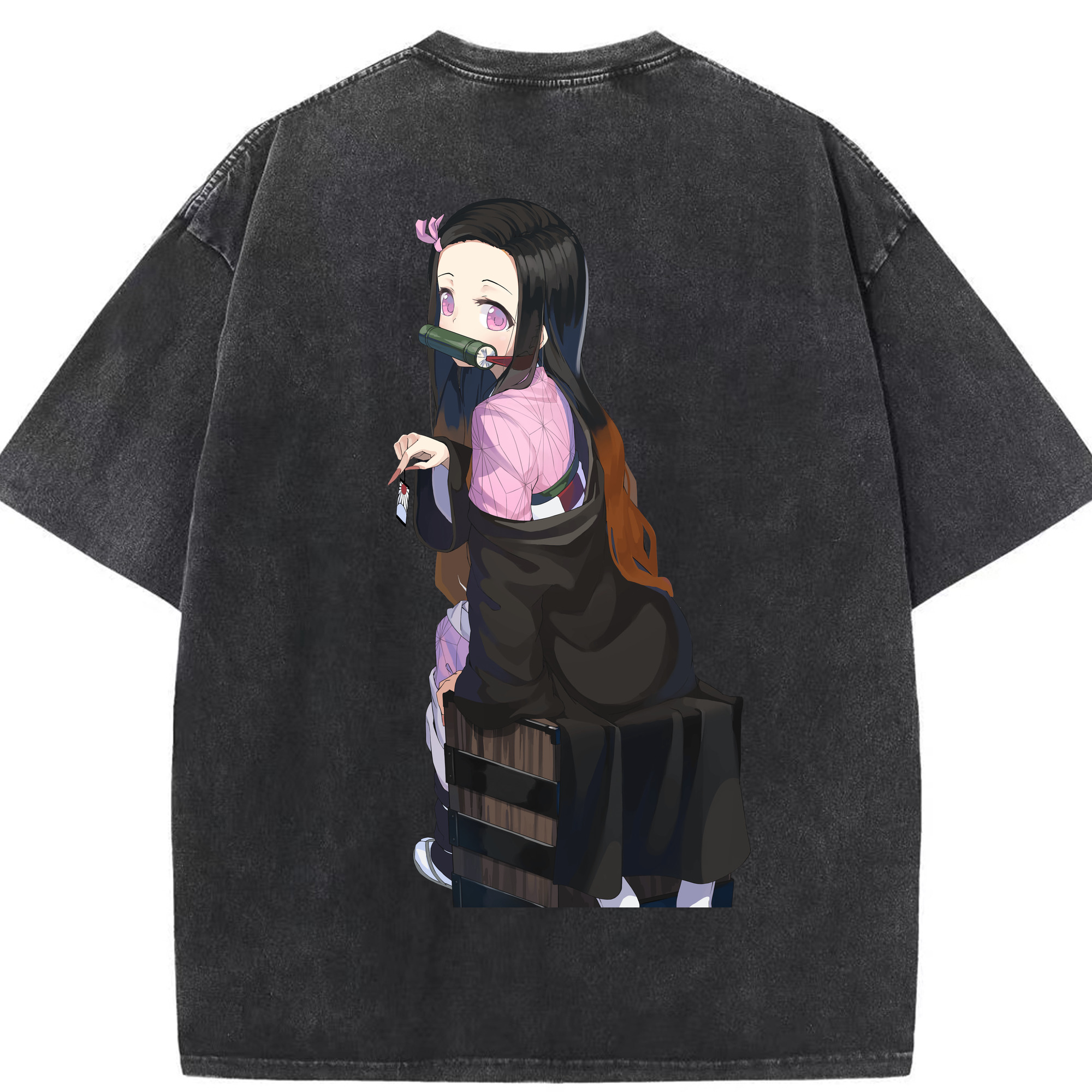 （画像用） 鬼滅の刃（きめつのやいば）竈門 禰󠄀豆子／かまど ねずこ Kamado Nezuko 綿100% ヴィンテージ風 半袖Tシャツ（背面プリント）