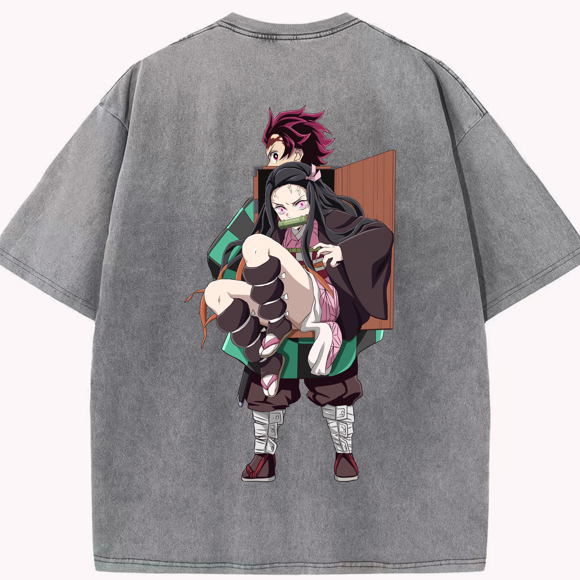 （画像用） 鬼滅の刃（きめつのやいば）竈門 禰󠄀豆子／かまど ねずこ Kamado Nezuko 綿100% ヴィンテージ風 半袖Tシャツ（背面プリント）