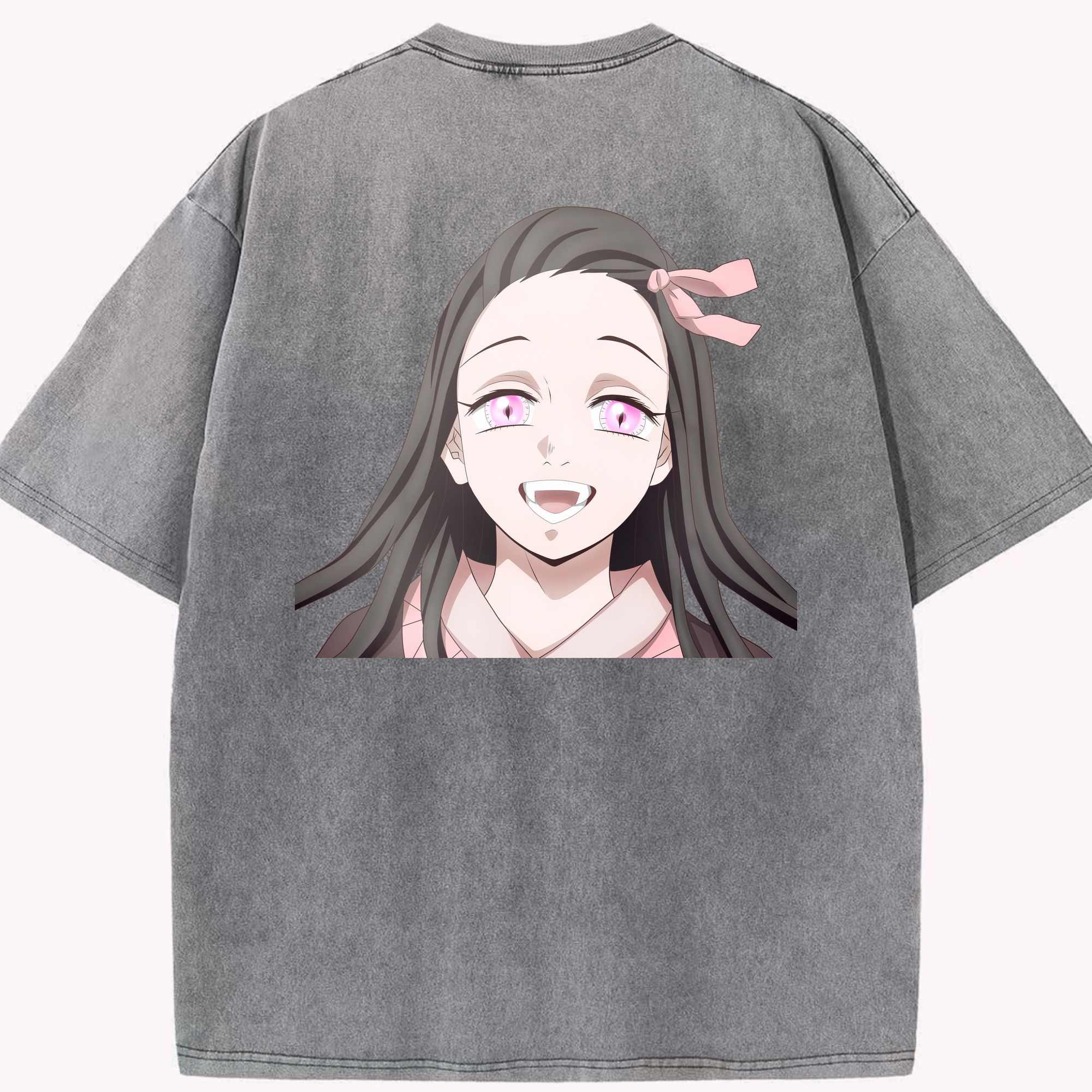 （画像用） 鬼滅の刃（きめつのやいば）竈門 禰󠄀豆子／かまど ねずこ Kamado Nezuko 綿100% ヴィンテージ風 半袖Tシャツ（背面プリント）