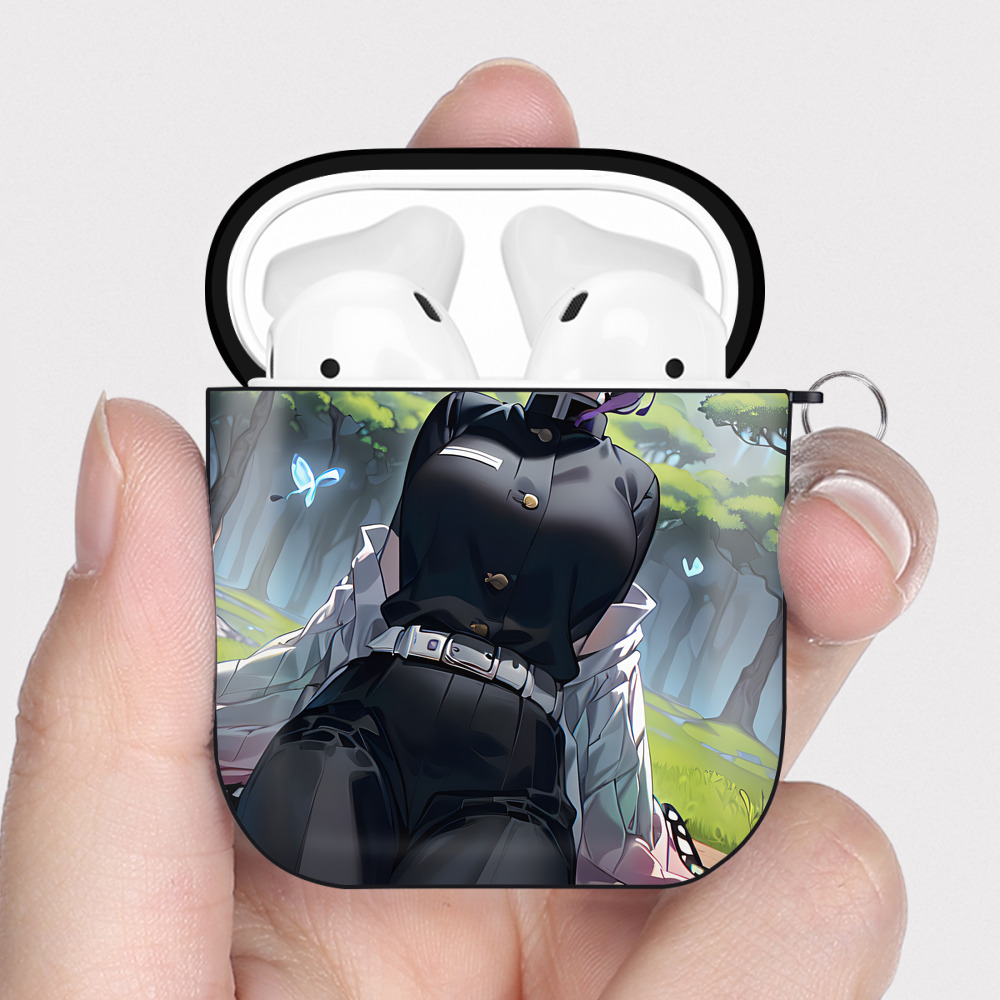（画像用） 鬼滅の刃（きめつのやいば）蟲柱-胡蝶 しのぶ／こちょう しのぶ Kochou Shinobu AirPods 第2世代保護ケース ハードシェル ブラック 耐衝撃・防指紋・カラビナ付き