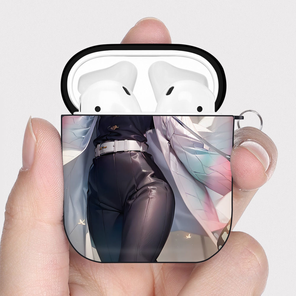 （画像用） 鬼滅の刃（きめつのやいば）蟲柱-胡蝶 しのぶ／こちょう しのぶ Kochou Shinobu AirPods 第2世代保護ケース ハードシェル ブラック 耐衝撃・防指紋・カラビナ付き