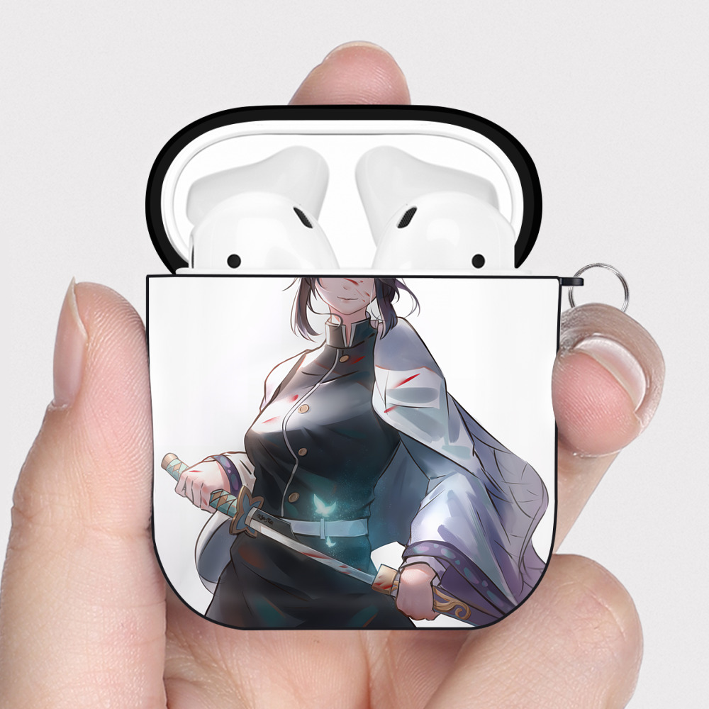 （画像用） 鬼滅の刃（きめつのやいば）蟲柱-胡蝶 しのぶ／こちょう しのぶ Kochou Shinobu AirPods 第2世代保護ケース ハードシェル ブラック 耐衝撃・防指紋・カラビナ付き