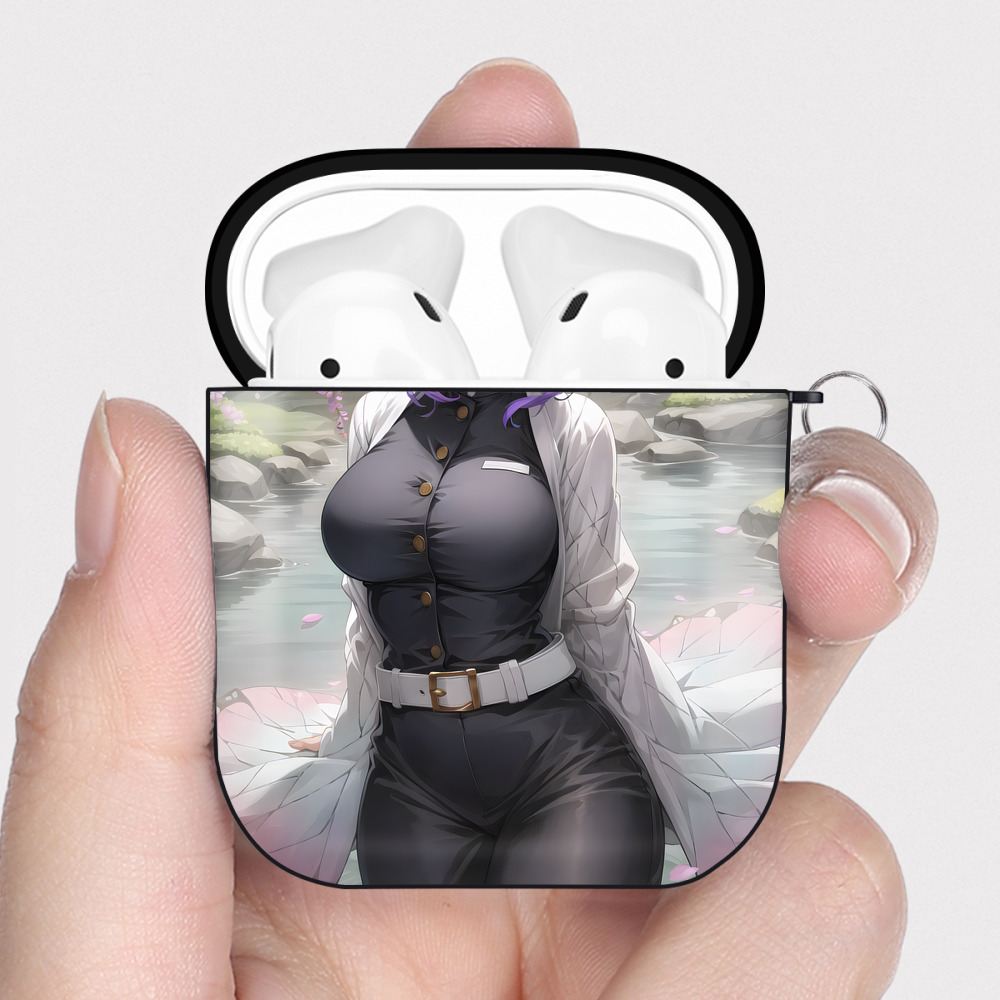 （画像用） 鬼滅の刃（きめつのやいば）蟲柱-胡蝶 しのぶ／こちょう しのぶ Kochou Shinobu AirPods 第2世代保護ケース ハードシェル ブラック 耐衝撃・防指紋・カラビナ付き