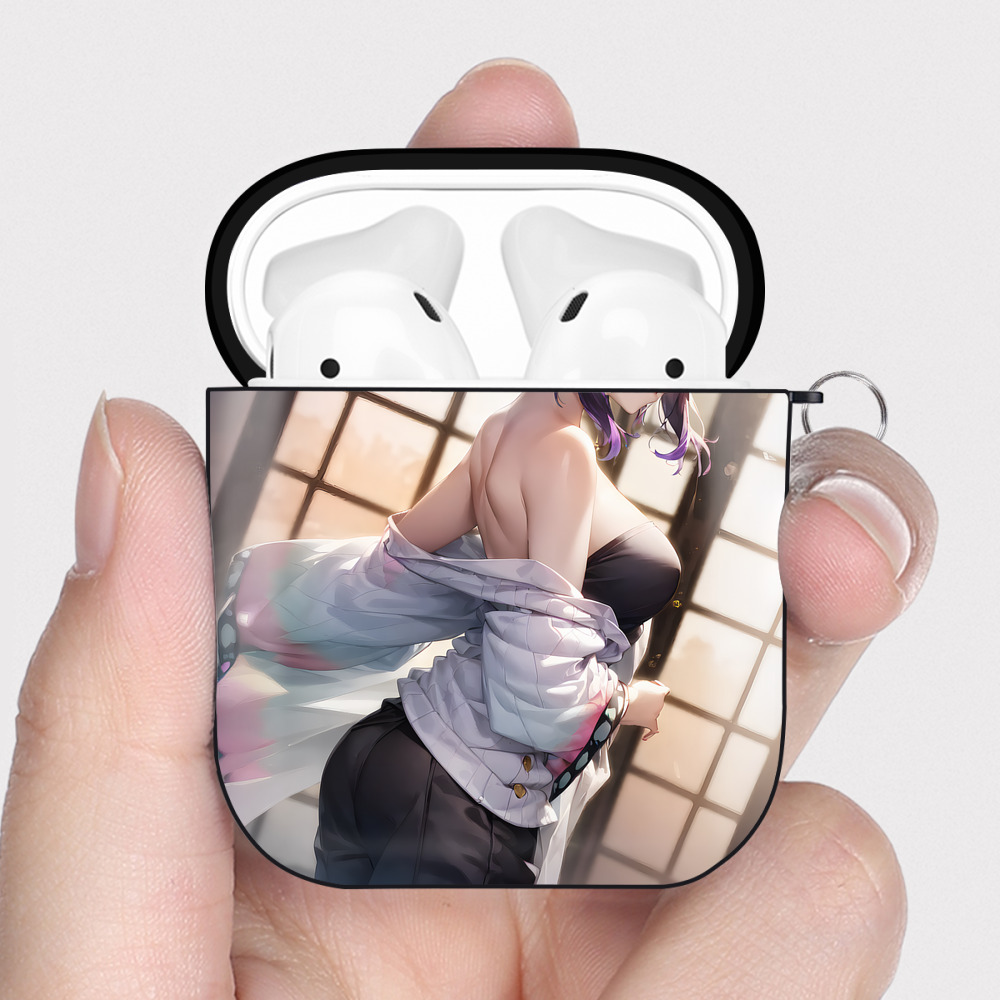 （画像用） 鬼滅の刃（きめつのやいば）蟲柱-胡蝶 しのぶ／こちょう しのぶ Kochou Shinobu AirPods 第2世代保護ケース ハードシェル ブラック 耐衝撃・防指紋・カラビナ付き