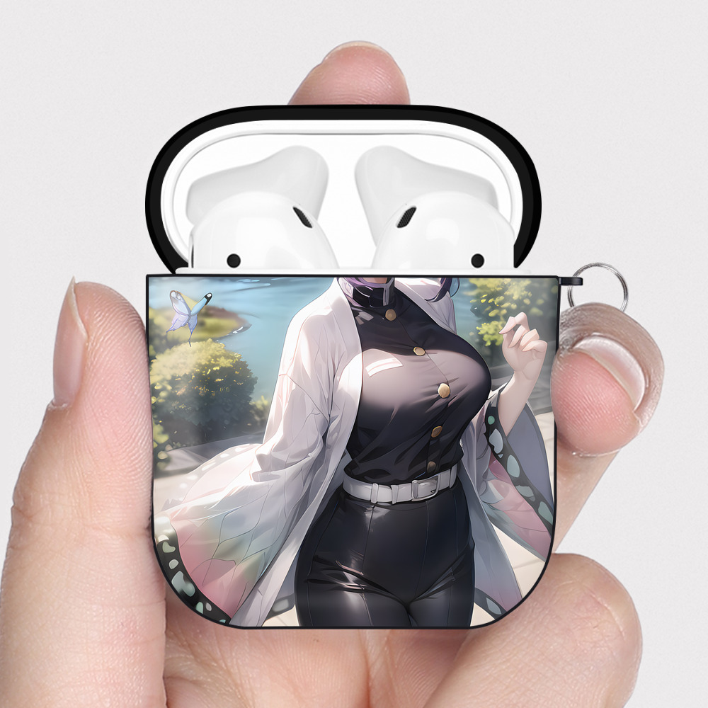 （画像用） 鬼滅の刃（きめつのやいば）蟲柱-胡蝶 しのぶ／こちょう しのぶ Kochou Shinobu AirPods 第2世代保護ケース ハードシェル ブラック 耐衝撃・防指紋・カラビナ付き