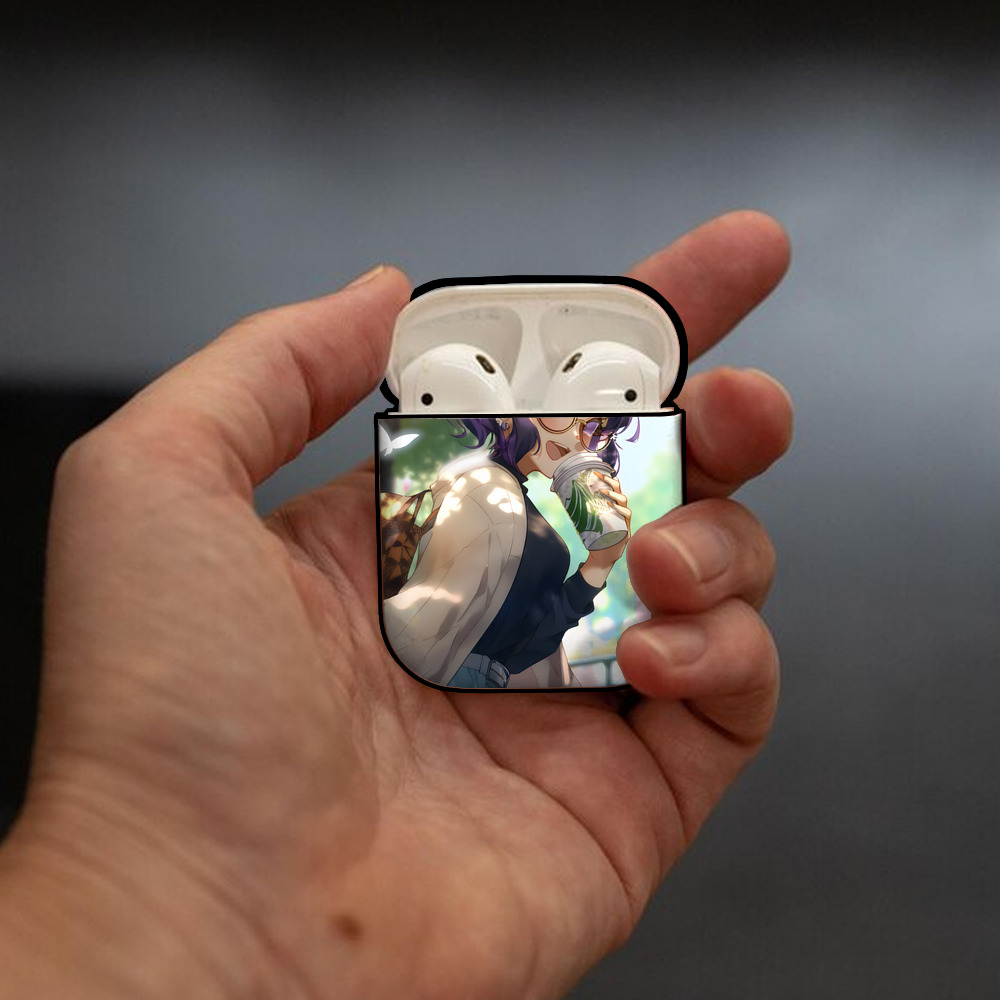 鬼滅の刃（きめつのやいば）蟲柱-胡蝶 しのぶ／こちょう しのぶ Kochou Shinobu AirPods 第2世代保護ケース ハードシェル ブラック 耐衝撃・防指紋・カラビナ付き