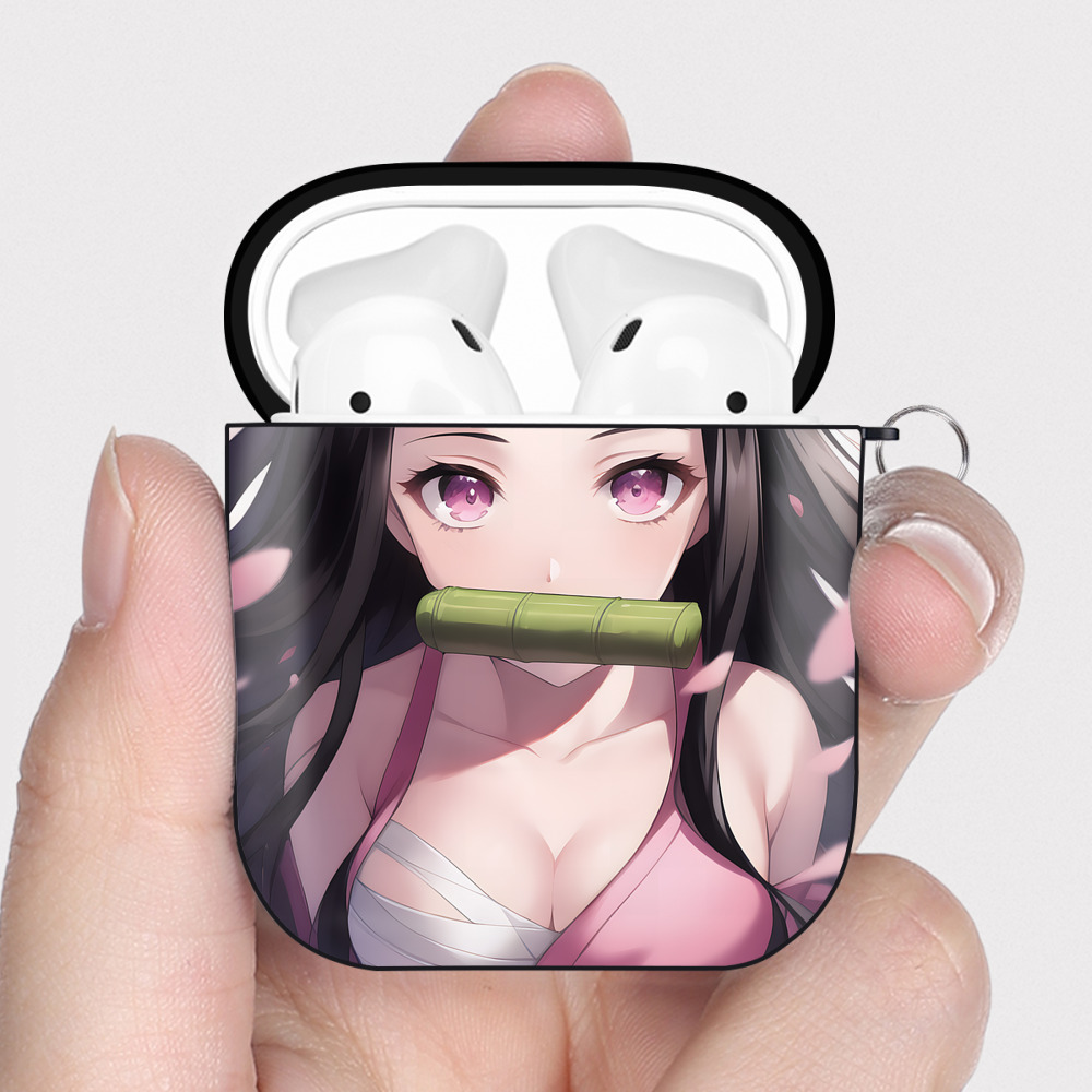 （画像用） 鬼滅の刃（きめつのやいば）竈門 禰󠄀豆子／かまど ねずこ Kamado Nezuko AirPods 第2世代保護ケース ハードシェル ブラック 耐衝撃・防指紋・カラビナ付き