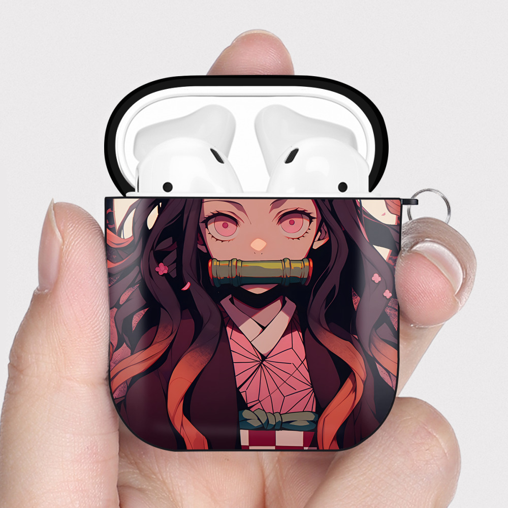 （画像用） 鬼滅の刃（きめつのやいば）竈門 禰󠄀豆子／かまど ねずこ Kamado Nezuko AirPods 第2世代保護ケース ハードシェル ブラック 耐衝撃・防指紋・カラビナ付き