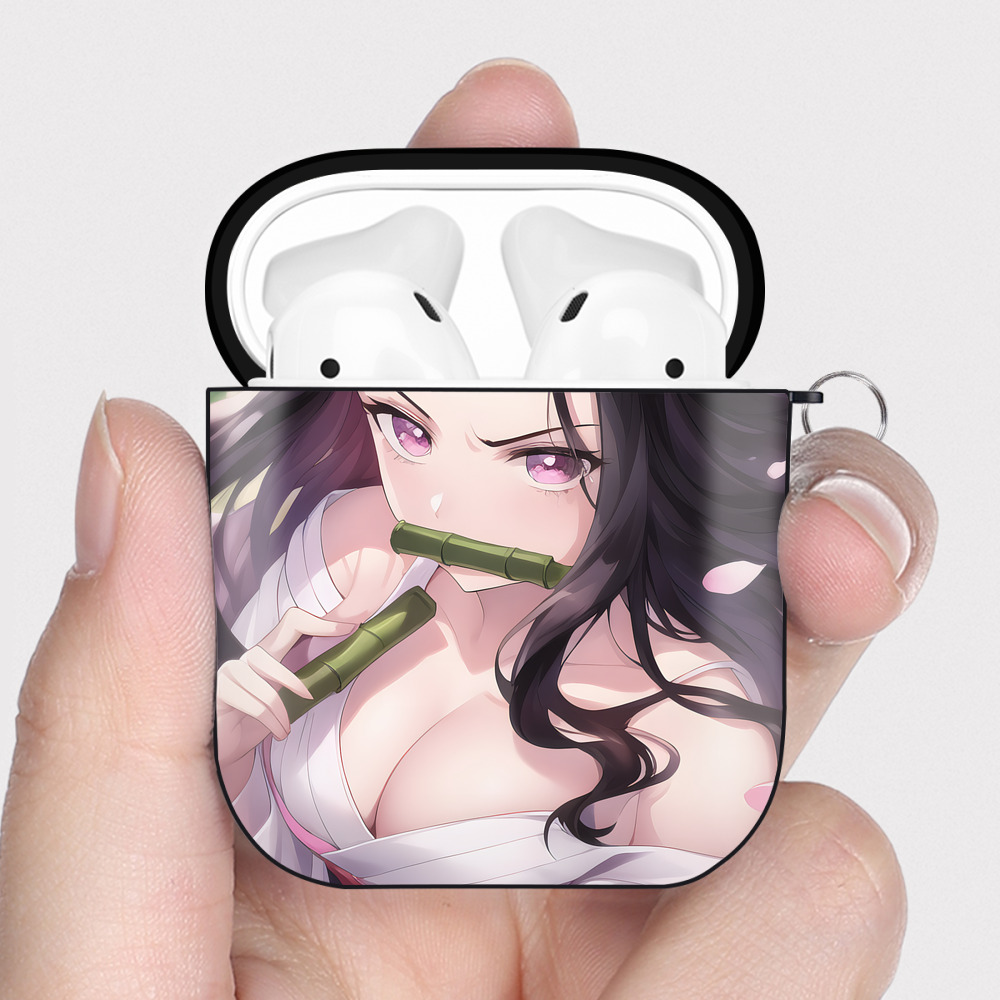 （画像用） 鬼滅の刃（きめつのやいば）竈門 禰󠄀豆子／かまど ねずこ Kamado Nezuko AirPods 第2世代保護ケース ハードシェル ブラック 耐衝撃・防指紋・カラビナ付き