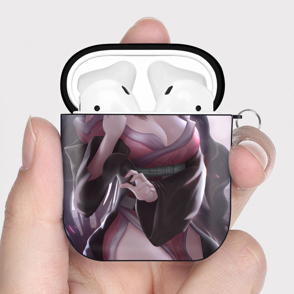 （画像用） 鬼滅の刃（きめつのやいば）竈門 禰󠄀豆子／かまど ねずこ Kamado Nezuko AirPods 第2世代保護ケース ハードシェル ブラック 耐衝撃・防指紋・カラビナ付き