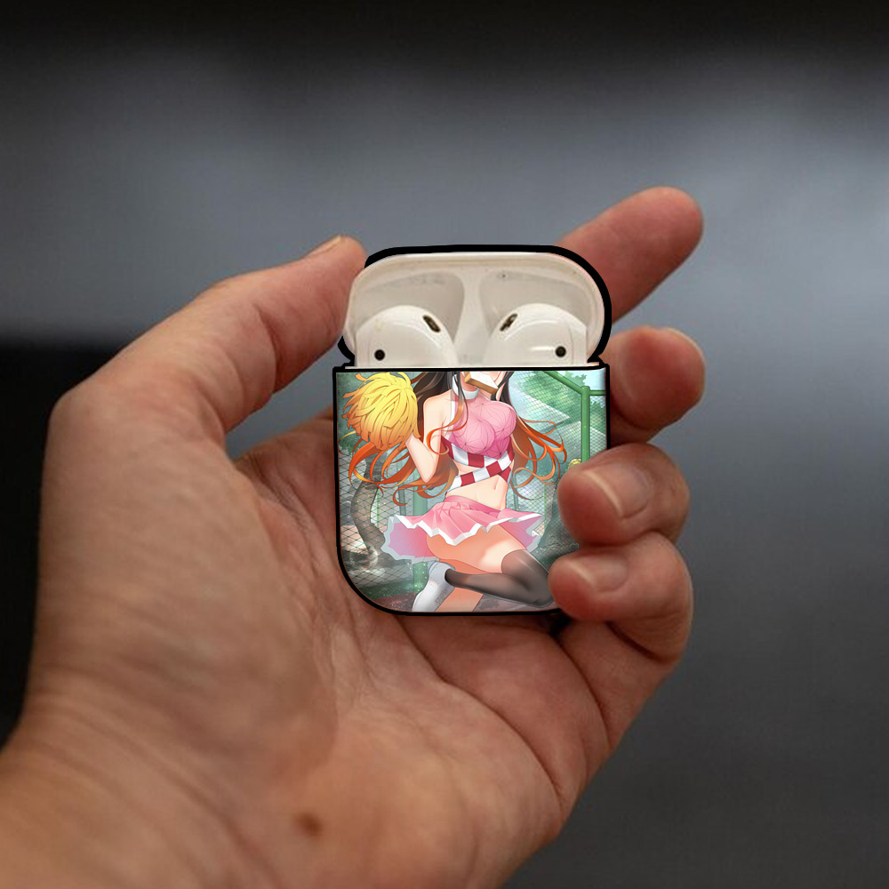 鬼滅の刃（きめつのやいば）竈門 禰󠄀豆子／かまど ねずこ Kamado Nezuko AirPods 第2世代保護ケース ハードシェル ブラック 耐衝撃・防指紋・カラビナ付き