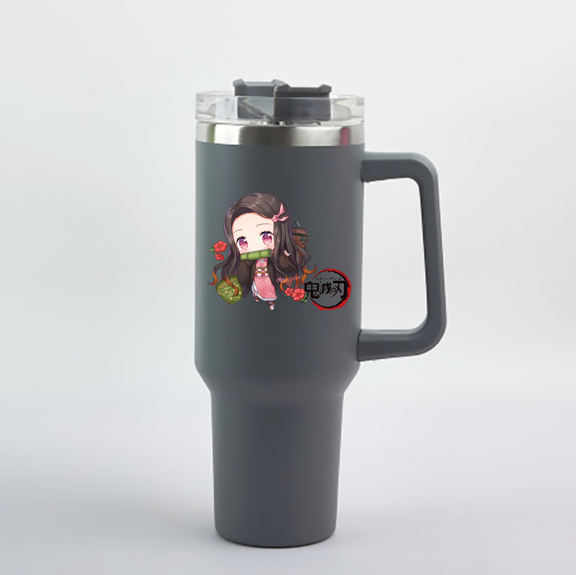 （画像用） 鬼滅の刃（きめつのやいば）竈門 禰󠄀豆子／かまど ねずこ Kamado Nezuko 1200mL車用タンブラー - クリスタルステッカー（プラスチックストロー付き）