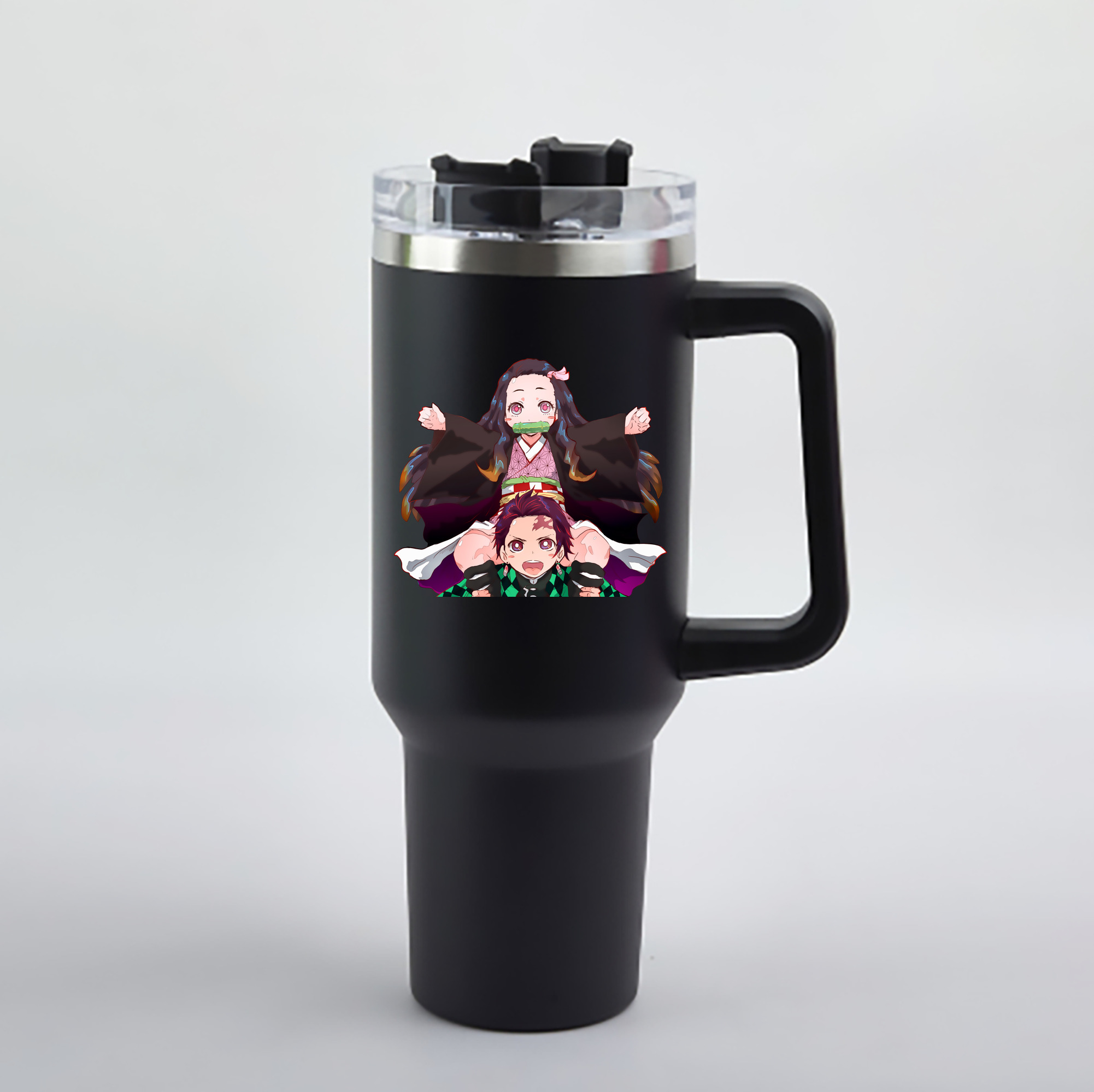 （画像用） 鬼滅の刃（きめつのやいば）竈門 禰󠄀豆子／かまど ねずこ Kamado Nezuko 1200mL車用タンブラー - クリスタルステッカー（プラスチックストロー付き）