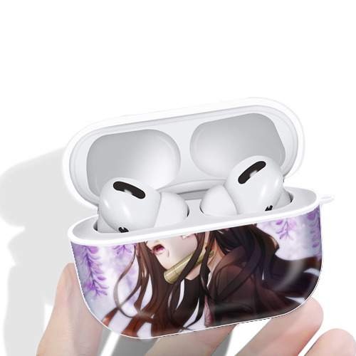 鬼滅の刃（きめつのやいば）竈門 禰󠄀豆子／かまど ねずこ Kamado Nezuko 【AirPods Pro用】ハードシェル保護ケース 耐衝撃・防指紋・カラビナ付き商品仕様