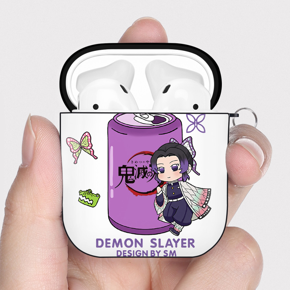 （画像用） 鬼滅の刃（きめつのやいば）蟲柱-胡蝶 しのぶ／こちょう しのぶ Kochou Shinobu AirPods 第2世代保護ケース ハードシェル ブラック 耐衝撃・防指紋・カラビナ付き
