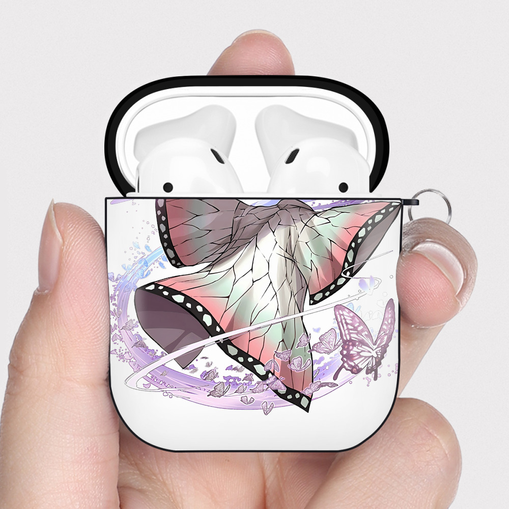 （画像用） 鬼滅の刃（きめつのやいば）蟲柱-胡蝶 しのぶ／こちょう しのぶ Kochou Shinobu AirPods 第2世代保護ケース ハードシェル ブラック 耐衝撃・防指紋・カラビナ付き