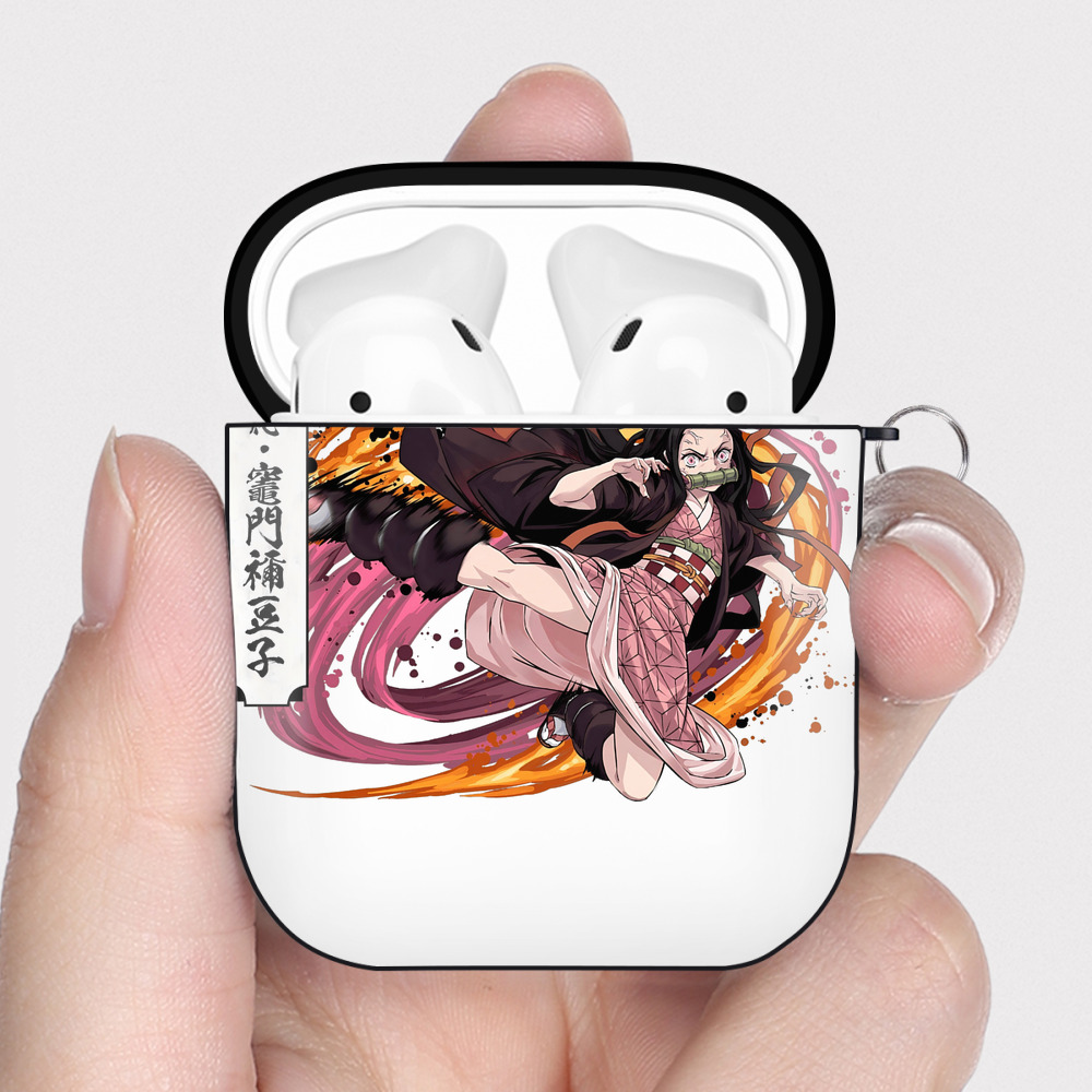 （画像用） 鬼滅の刃（きめつのやいば）竈門 禰󠄀豆子／かまど ねずこ Kamado Nezuko AirPods 第2世代保護ケース ハードシェル ブラック 耐衝撃・防指紋・カラビナ付き