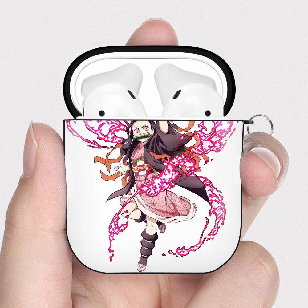 （画像用） 鬼滅の刃（きめつのやいば）竈門 禰󠄀豆子／かまど ねずこ Kamado Nezuko AirPods 第2世代保護ケース ハードシェル ブラック 耐衝撃・防指紋・カラビナ付き