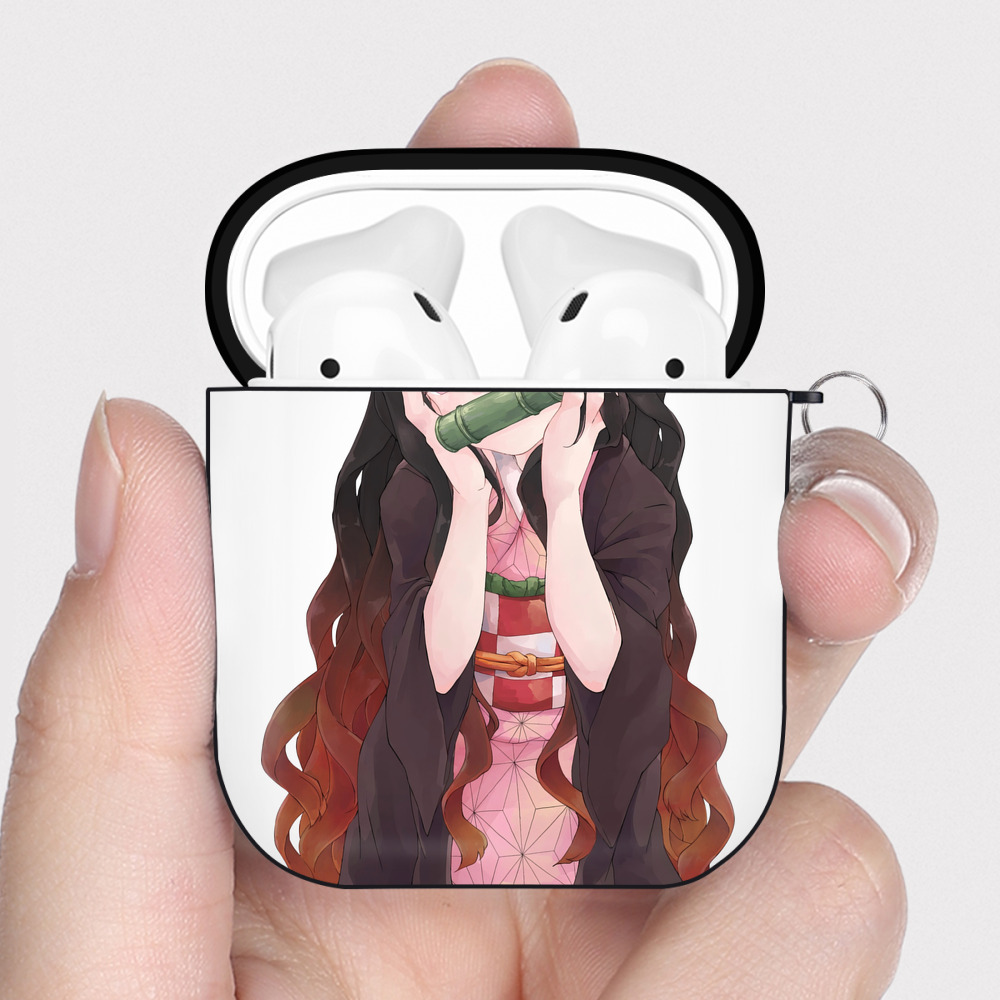 （画像用） 鬼滅の刃（きめつのやいば）竈門 禰󠄀豆子／かまど ねずこ Kamado Nezuko AirPods 第2世代保護ケース ハードシェル ブラック 耐衝撃・防指紋・カラビナ付き
