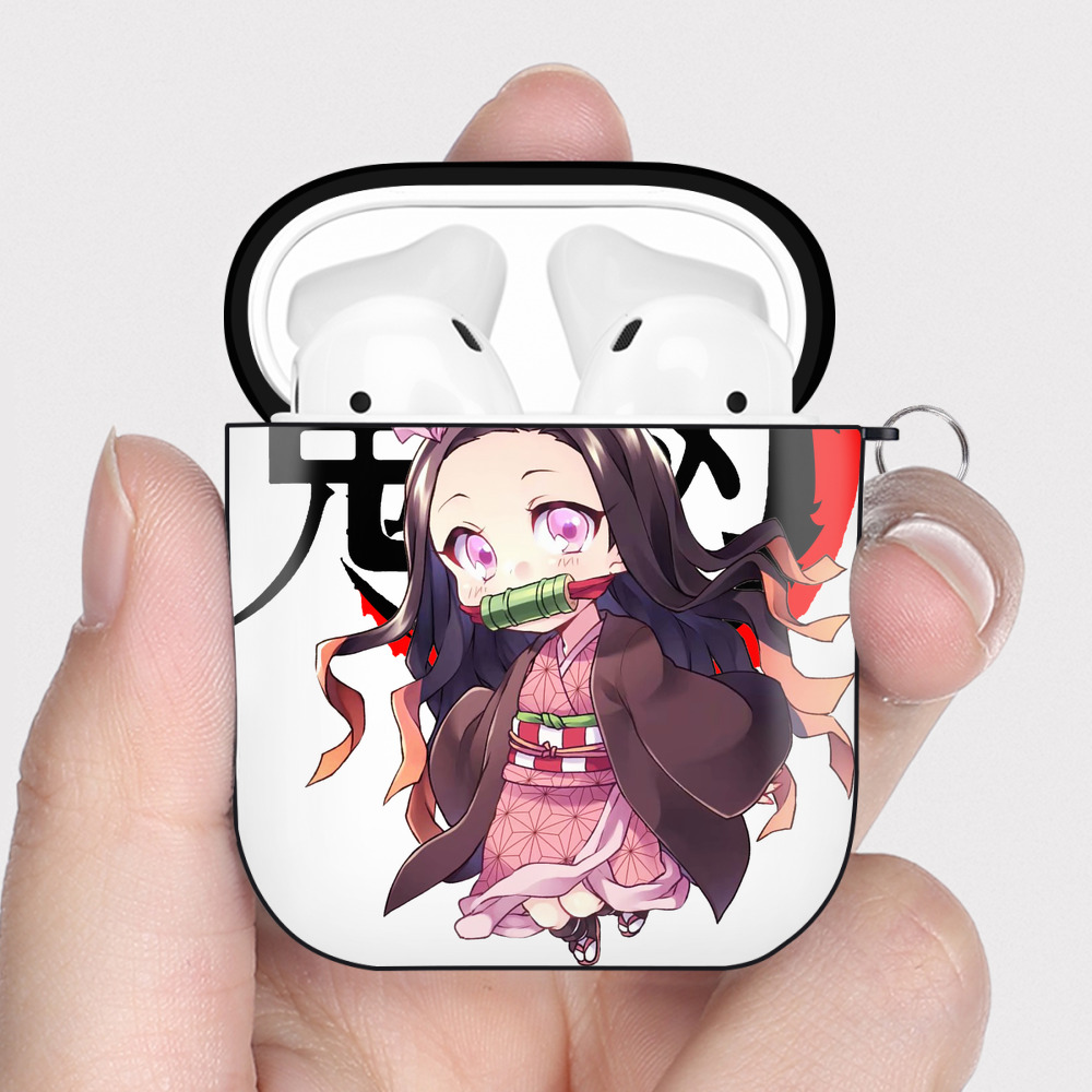 （画像用） 鬼滅の刃（きめつのやいば）竈門 禰󠄀豆子／かまど ねずこ Kamado Nezuko AirPods 第2世代保護ケース ハードシェル ブラック 耐衝撃・防指紋・カラビナ付き