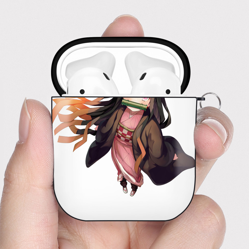 （画像用） 鬼滅の刃（きめつのやいば）竈門 禰󠄀豆子／かまど ねずこ Kamado Nezuko AirPods 第2世代保護ケース ハードシェル ブラック 耐衝撃・防指紋・カラビナ付き
