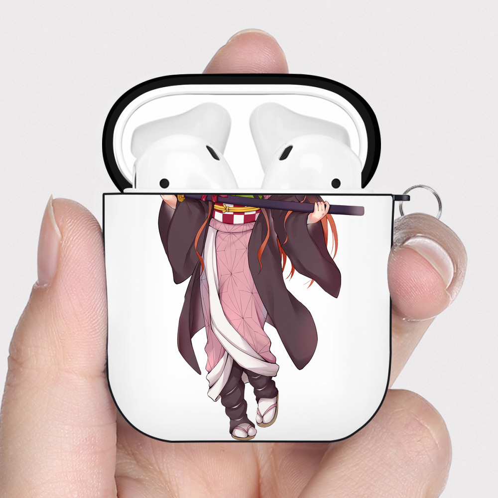 （画像用） 鬼滅の刃（きめつのやいば）竈門 禰󠄀豆子／かまど ねずこ Kamado Nezuko AirPods 第2世代保護ケース ハードシェル ブラック 耐衝撃・防指紋・カラビナ付き