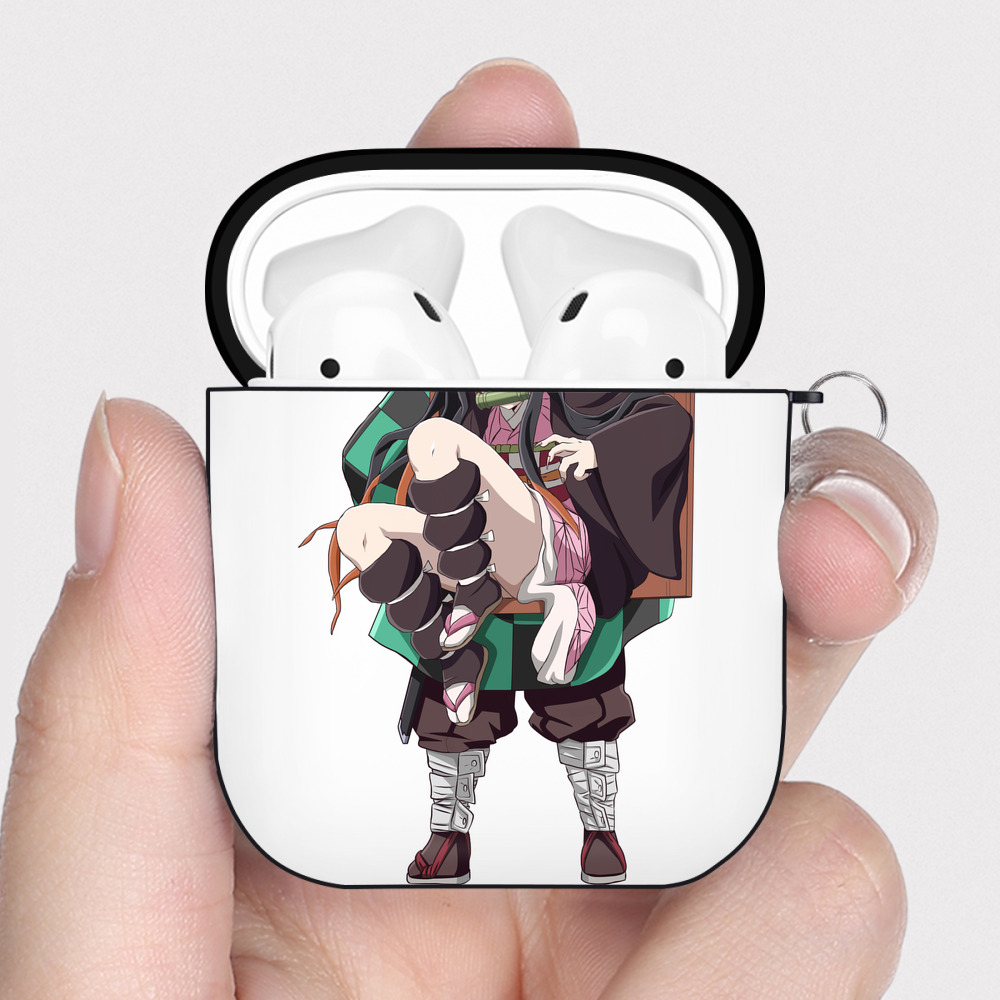 （画像用） 鬼滅の刃（きめつのやいば）竈門 禰󠄀豆子／かまど ねずこ Kamado Nezuko AirPods 第2世代保護ケース ハードシェル ブラック 耐衝撃・防指紋・カラビナ付き