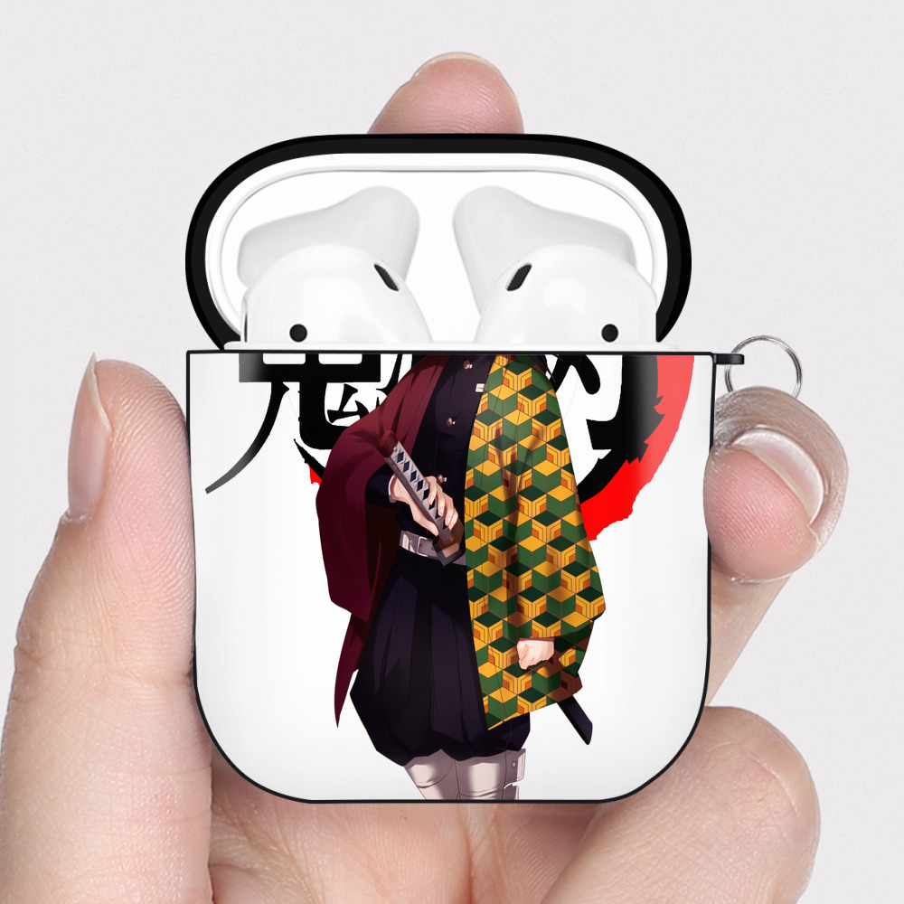 （画像用） 鬼滅の刃（きめつのやいば）水柱-冨岡 義勇／とみおか ぎゆう Tomioka Giyuu AirPods 第2世代保護ケース ハードシェル ブラック 耐衝撃・防指紋・カラビナ付き