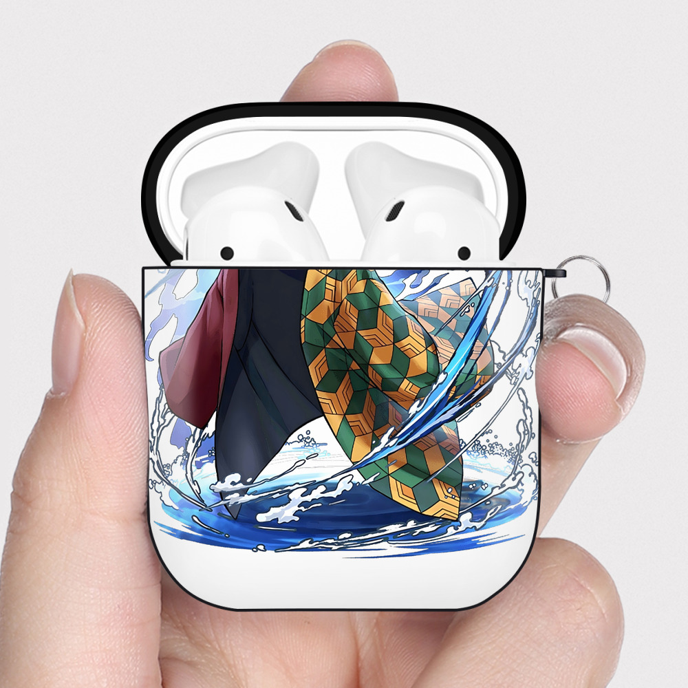 （画像用） 鬼滅の刃（きめつのやいば）水柱-冨岡 義勇／とみおか ぎゆう Tomioka Giyuu AirPods 第2世代保護ケース ハードシェル ブラック 耐衝撃・防指紋・カラビナ付き