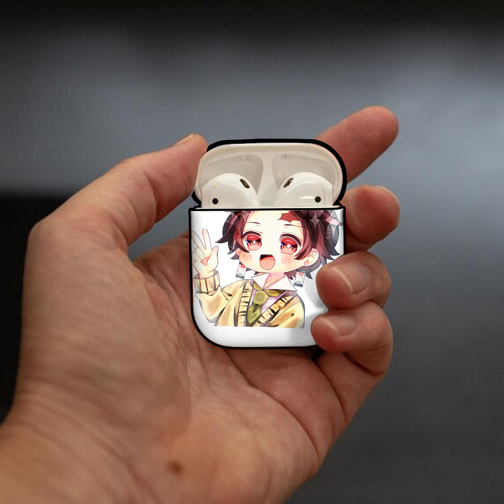鬼滅の刃 竈門 炭治郎／かまど たんじろう Kamado Tanjirou AirPods 第2世代保護ケース ハードシェル ブラック 耐衝撃・防指紋・カラビナ付き