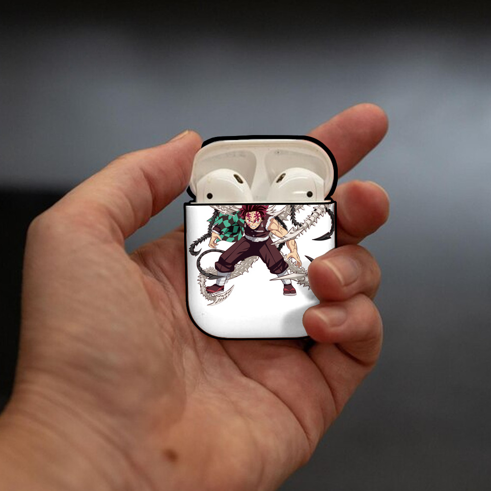鬼滅の刃 竈門 炭治郎／かまど たんじろう Kamado Tanjirou AirPods 第2世代保護ケース ハードシェル ブラック 耐衝撃・防指紋・カラビナ付き