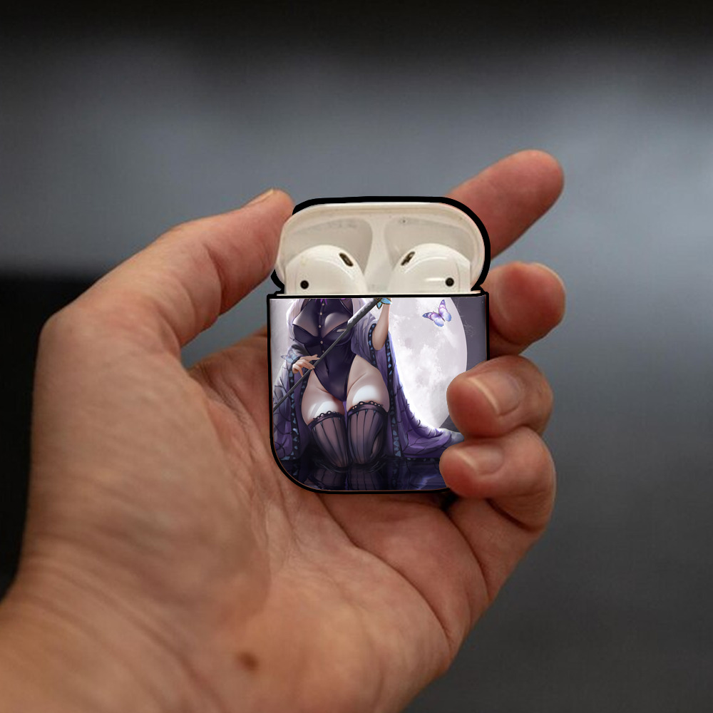 鬼滅の刃（きめつのやいば）蟲柱-胡蝶 しのぶ／こちょう しのぶ Kochou Shinobu AirPods 第2世代保護ケース ハードシェル ブラック 耐衝撃・防指紋・カラビナ付き