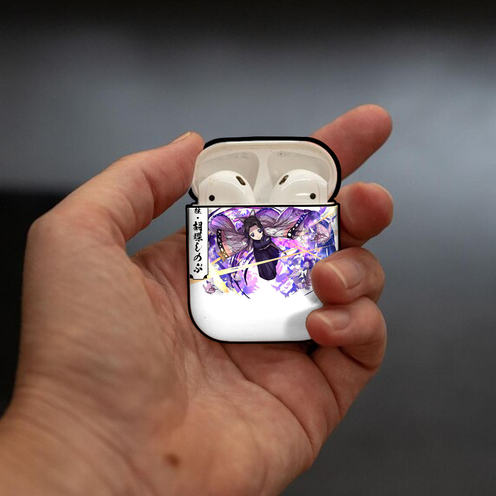 鬼滅の刃（きめつのやいば）蟲柱-胡蝶 しのぶ／こちょう しのぶ Kochou Shinobu AirPods 第2世代保護ケース ハードシェル ブラック 耐衝撃・防指紋・カラビナ付き