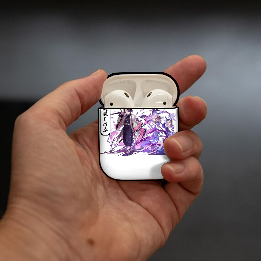 鬼滅の刃（きめつのやいば）蟲柱-胡蝶 しのぶ／こちょう しのぶ Kochou Shinobu AirPods 第2世代保護ケース ハードシェル ブラック 耐衝撃・防指紋・カラビナ付き