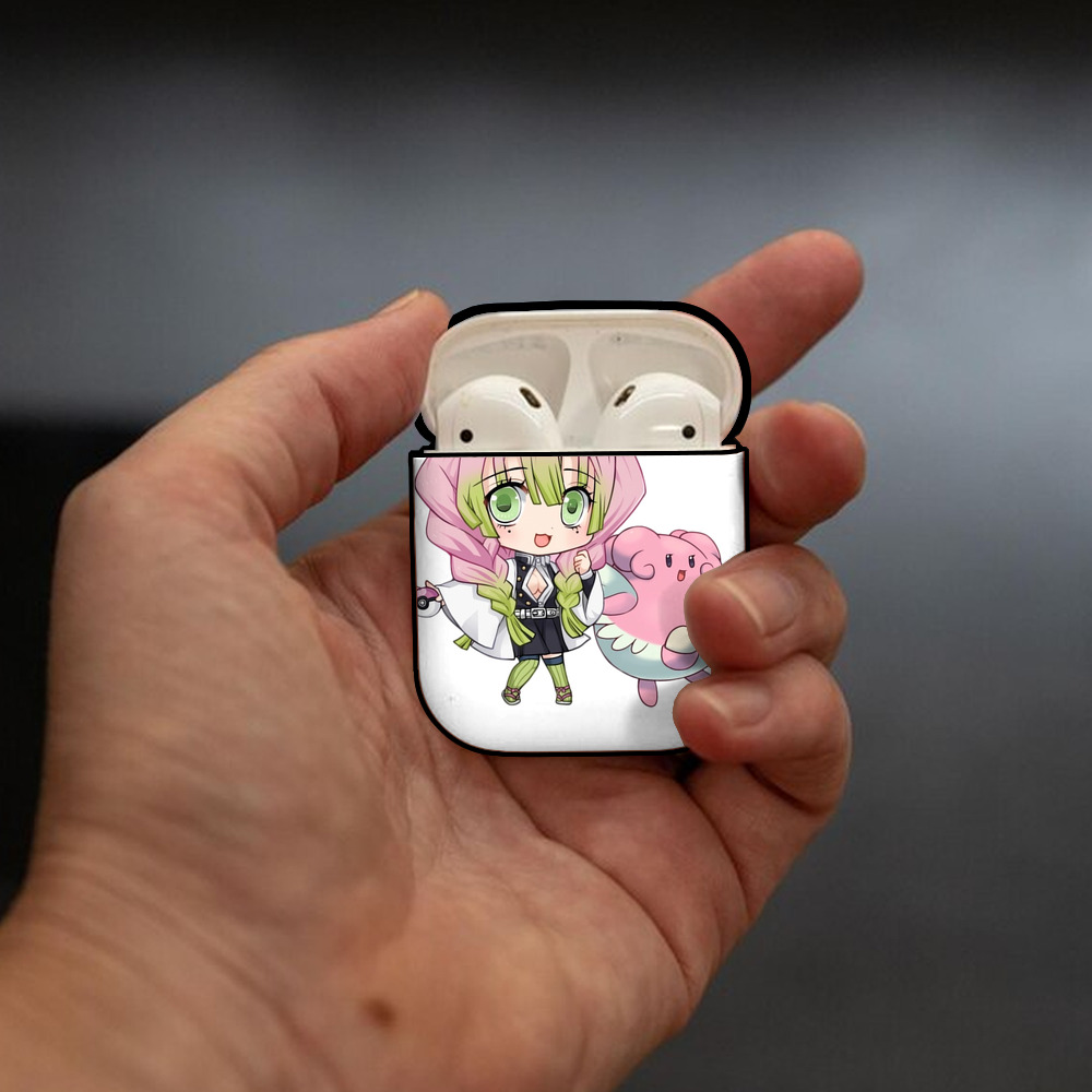 鬼滅の刃（きめつのやいば）恋柱-甘露寺 蜜璃／かんろじ みつり Kanroji Mitsuri AirPods 第2世代保護ケース ハードシェル ブラック 耐衝撃・防指紋・カラビナ付き