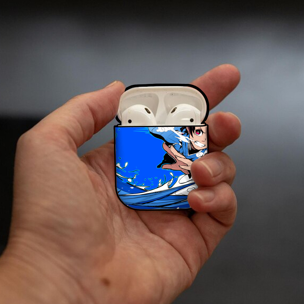 鬼滅の刃（きめつのやいば）竈門 炭治郎／かまど たんじろう Kamado Tanjirou AirPods 第2世代保護ケース ハードシェル ブラック 耐衝撃・防指紋・カラビナ付き