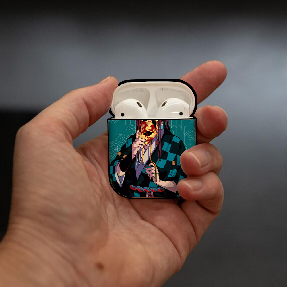 鬼滅の刃（きめつのやいば）竈門 炭治郎／かまど たんじろう Kamado Tanjirou AirPods 第2世代保護ケース ハードシェル ブラック 耐衝撃・防指紋・カラビナ付き