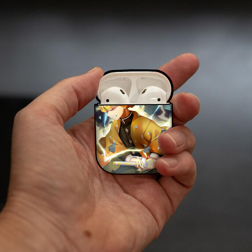 鬼滅の刃（きめつのやいば）我妻 善逸／あがつま ぜんいつ Agatsuma Zenitsu AirPods 第2世代保護ケース ハードシェル ブラック 耐衝撃・防指紋・カラビナ付き