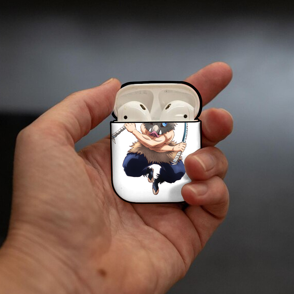 鬼滅の刃（きめつのやいば）嘴平 伊之助／はしびら いのすけ Hashibira Inosuke AirPods 第2世代保護ケース ハードシェル ブラック 耐衝撃・防指紋・カラビナ付き