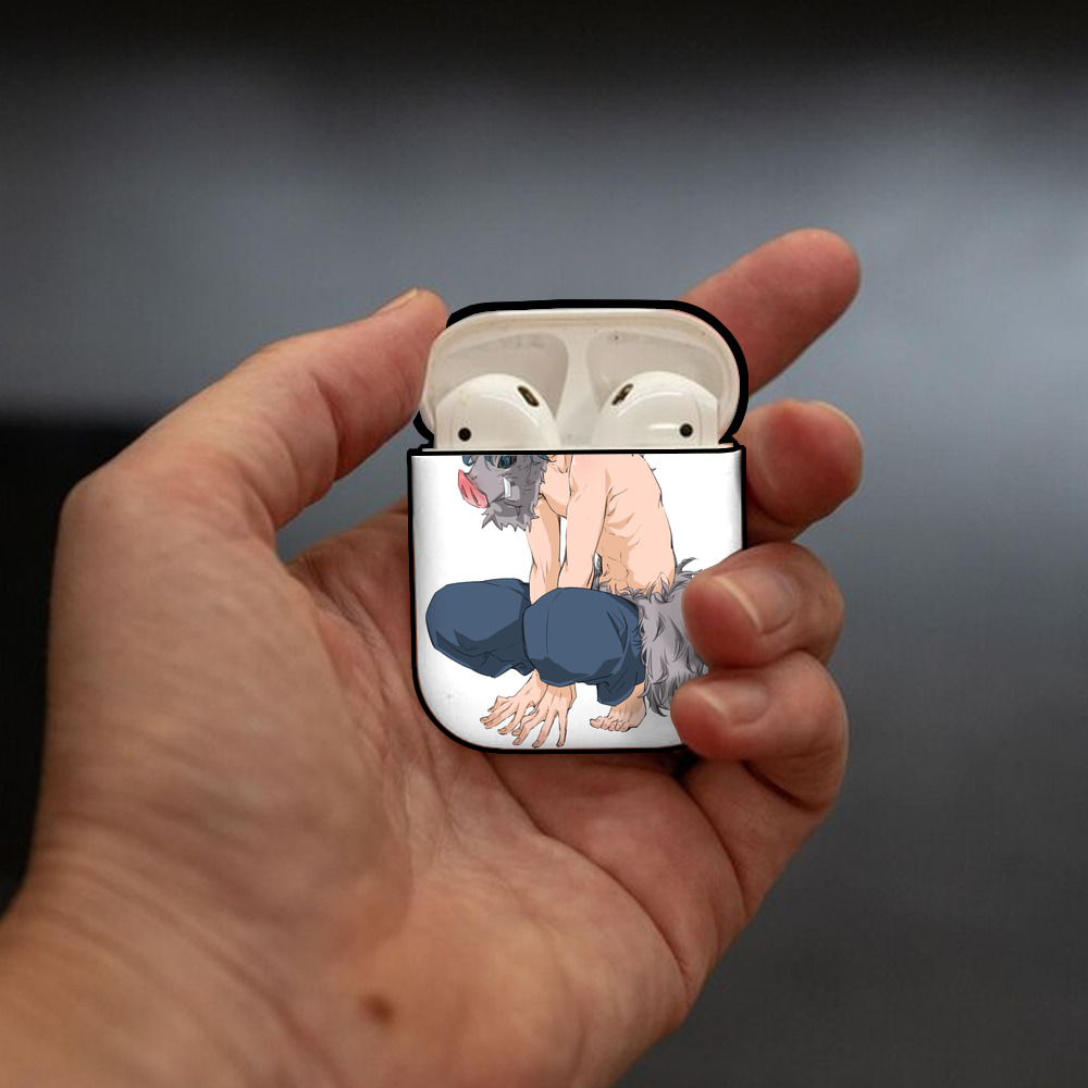 鬼滅の刃（きめつのやいば）嘴平 伊之助／はしびら いのすけ Hashibira Inosuke AirPods 第2世代保護ケース ハードシェル ブラック 耐衝撃・防指紋・カラビナ付き