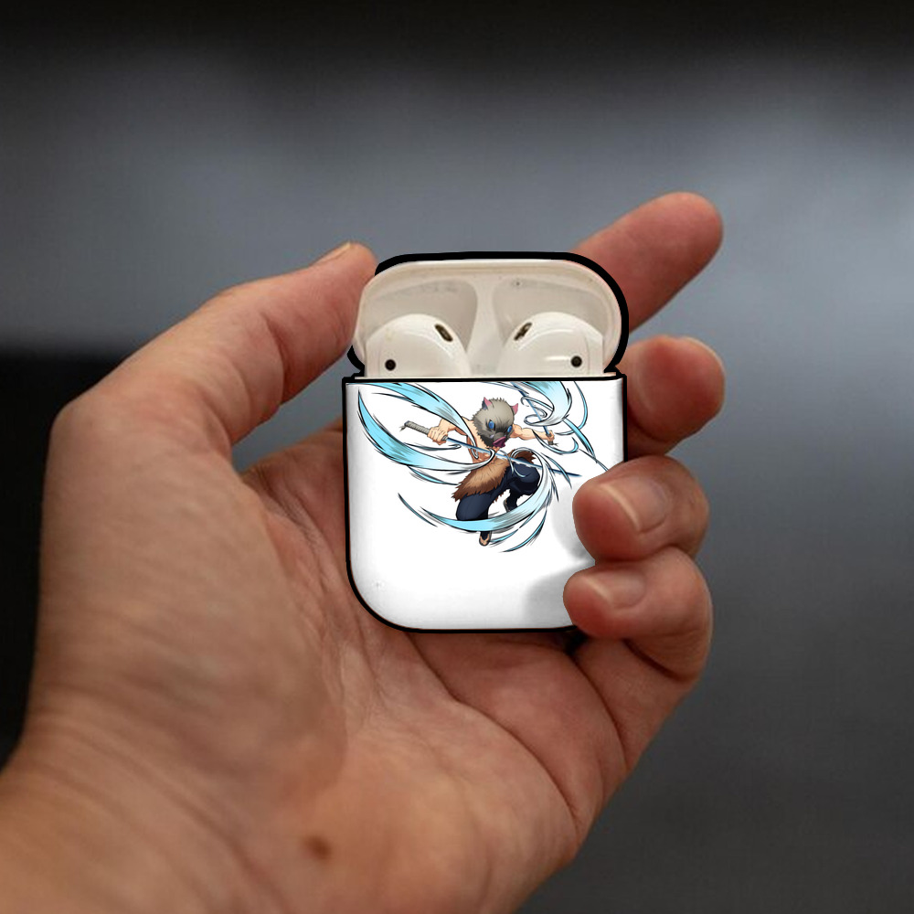 鬼滅の刃（きめつのやいば）嘴平 伊之助／はしびら いのすけ Hashibira Inosuke AirPods 第2世代保護ケース ハードシェル ブラック 耐衝撃・防指紋・カラビナ付き