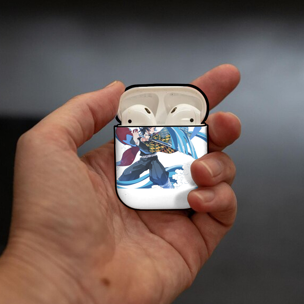 鬼滅の刃（きめつのやいば）水柱-冨岡 義勇／とみおか ぎゆう Tomioka Giyuu AirPods 第2世代保護ケース ハードシェル ブラック 耐衝撃・防指紋・カラビナ付き