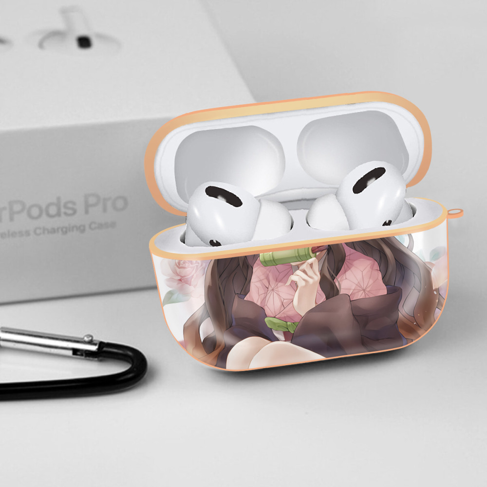 鬼滅の刃（きめつのやいば）竈門 禰󠄀豆子／かまど ねずこ Kamado Nezuko 【AirPods Pro用】ハードシェル保護ケース｜耐衝撃・防指紋・カラビナ付き商品仕様