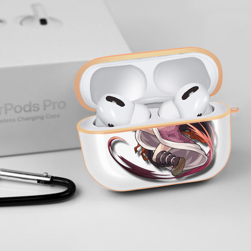 鬼滅の刃（きめつのやいば）竈門 禰󠄀豆子／かまど ねずこ Kamado Nezuko 【AirPods Pro用】ハードシェル保護ケース｜耐衝撃・防指紋・カラビナ付き商品仕様