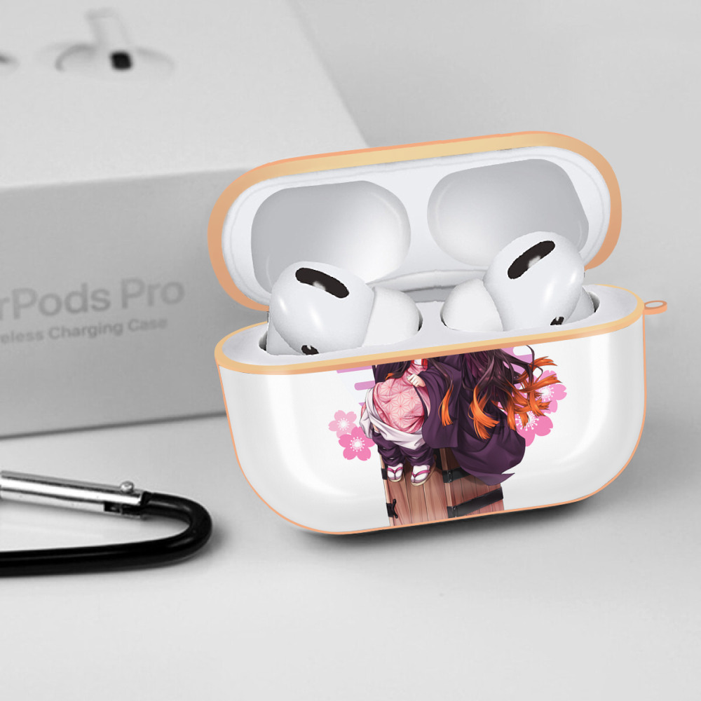 鬼滅の刃（きめつのやいば）竈門 禰󠄀豆子／かまど ねずこ Kamado Nezuko 【AirPods Pro用】ハードシェル保護ケース｜耐衝撃・防指紋・カラビナ付き商品仕様
