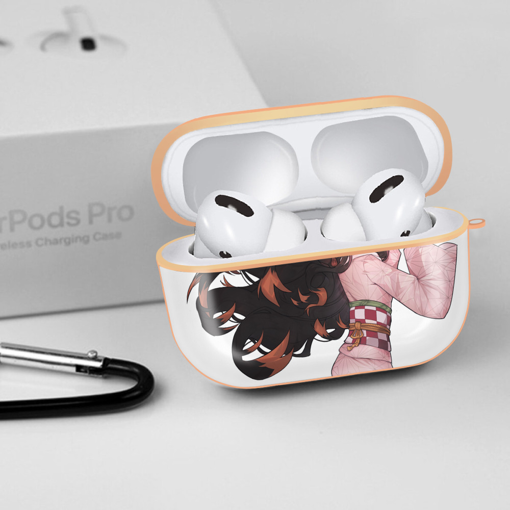 鬼滅の刃（きめつのやいば）竈門 禰󠄀豆子／かまど ねずこ Kamado Nezuko 【AirPods Pro用】ハードシェル保護ケース｜耐衝撃・防指紋・カラビナ付き商品仕様