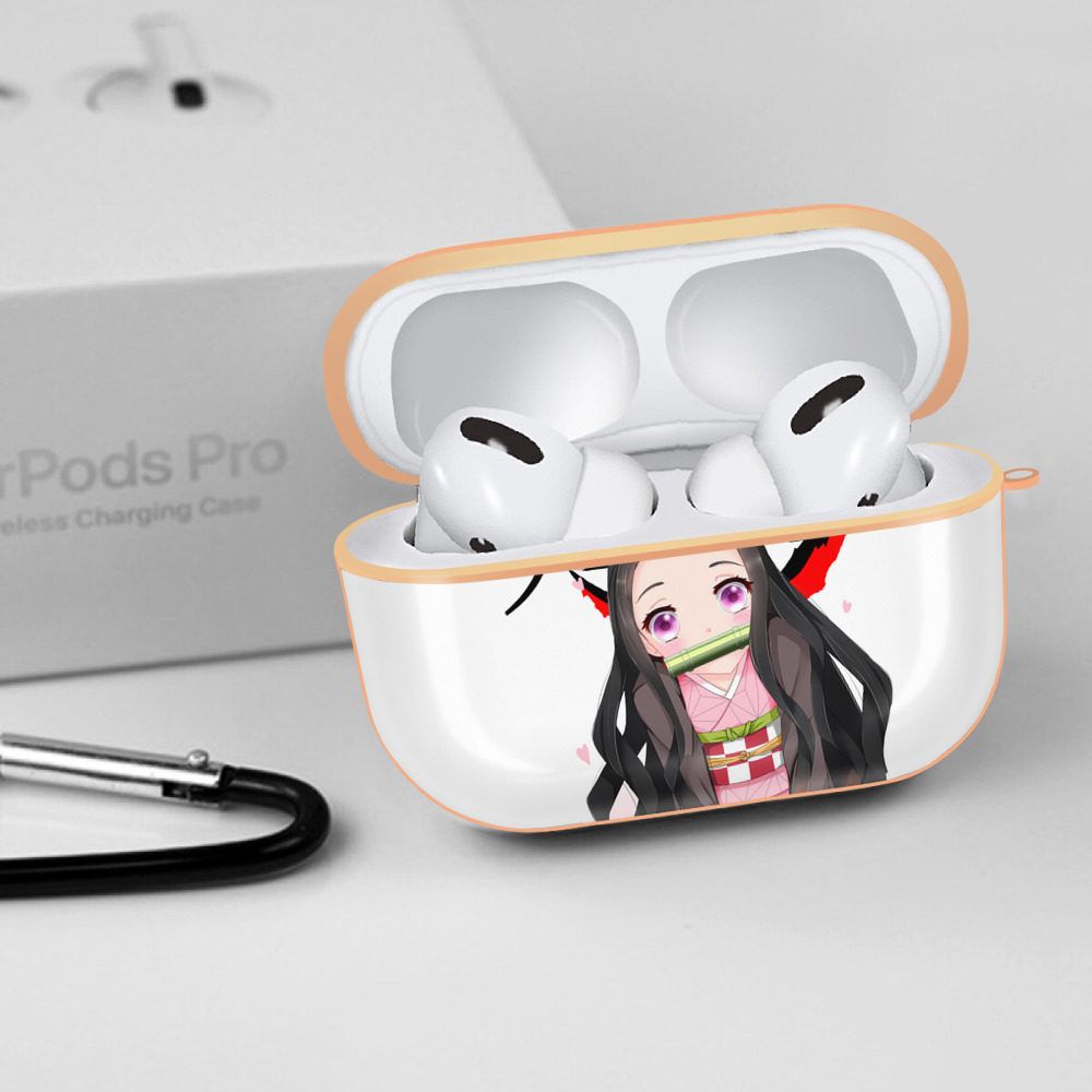 鬼滅の刃（きめつのやいば）竈門 禰󠄀豆子／かまど ねずこ Kamado Nezuko 【AirPods Pro用】ハードシェル保護ケース｜耐衝撃・防指紋・カラビナ付き商品仕様